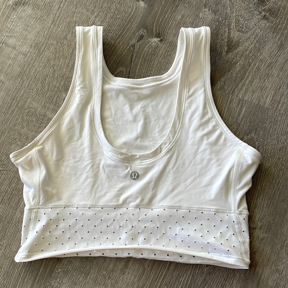 Lululemon Power Pivot tank *cropped
